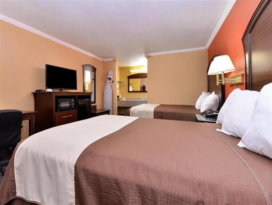 Americas Best Value Inn Schulenburg Buitenkant foto